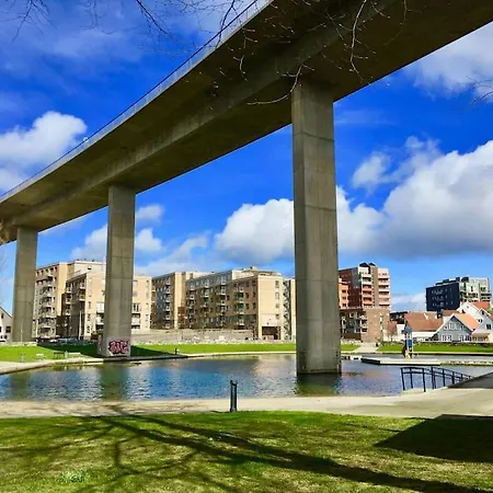 Spacious Waterfront Apartment With Free Parking - Upgraded 2024 Stavanger Exterior photo